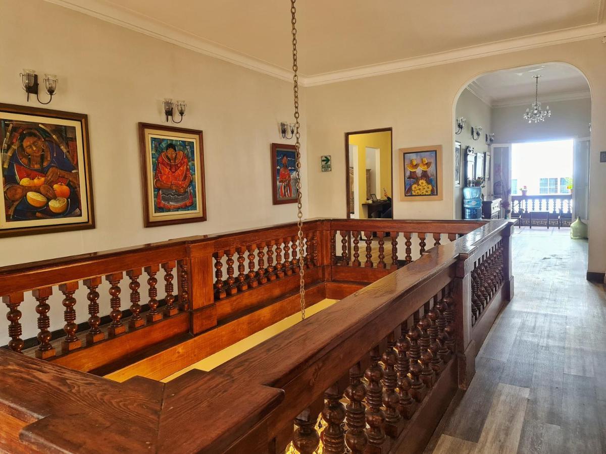Antigua Miraflores 3*