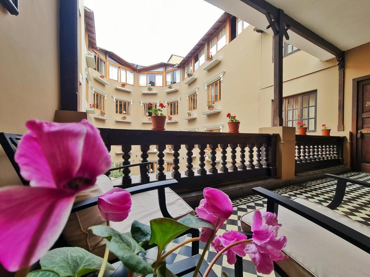 Antigua Miraflores 3*